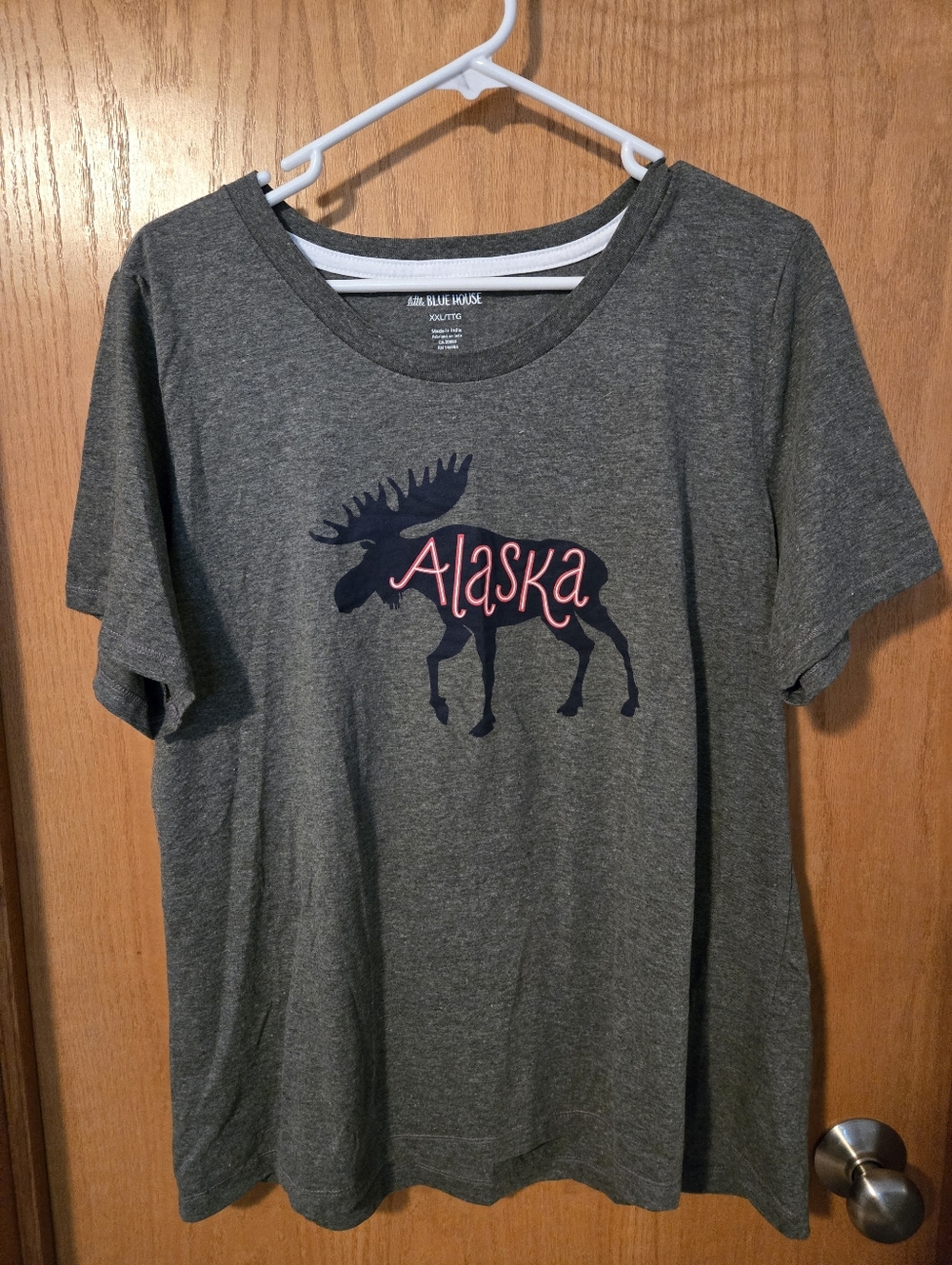 Gray Womans Alaska Moose Graphic Tee